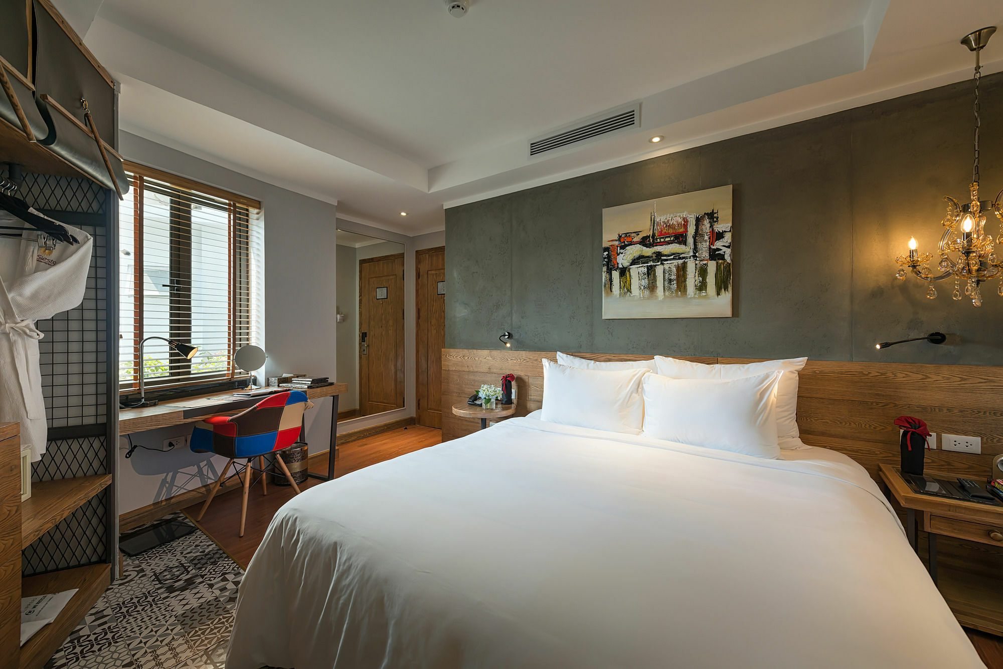 Bespoke Trendy Отель 4*